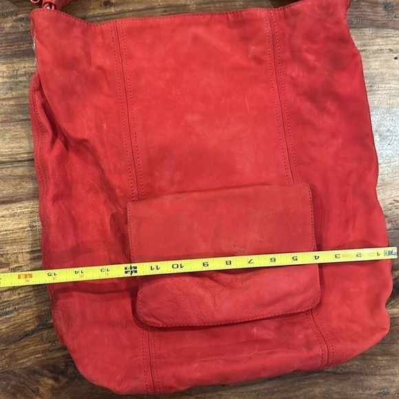Laura Di Maggio Red Suede Slouchy Crossbody Bag - Picture 12 of 15